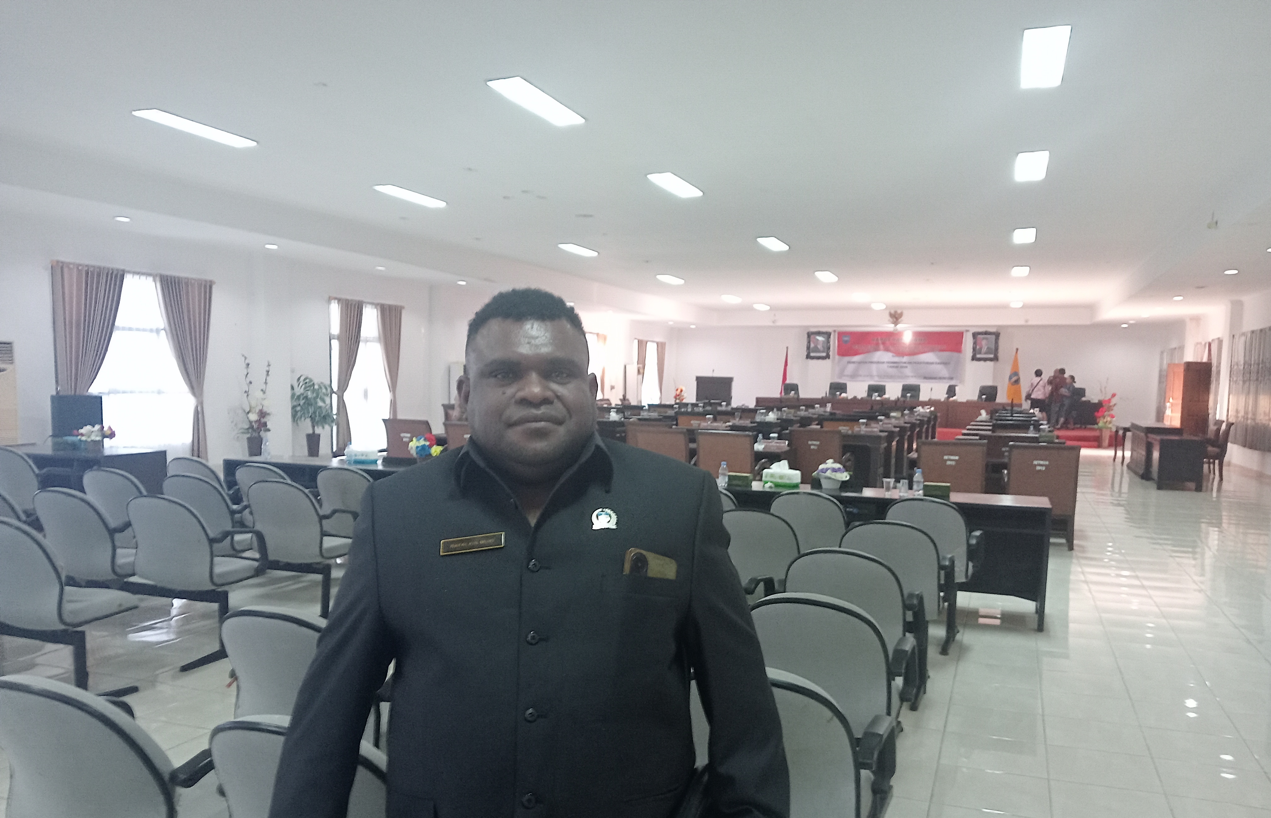 Natalius Muid : Membangun Pabrik Kelapa Sawit Mini di Prafi Manokwari.